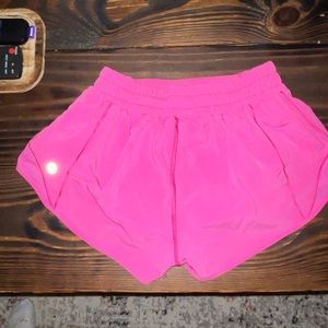 Brand new sonic pink 2.5 inch lulu lemon shorts size 2